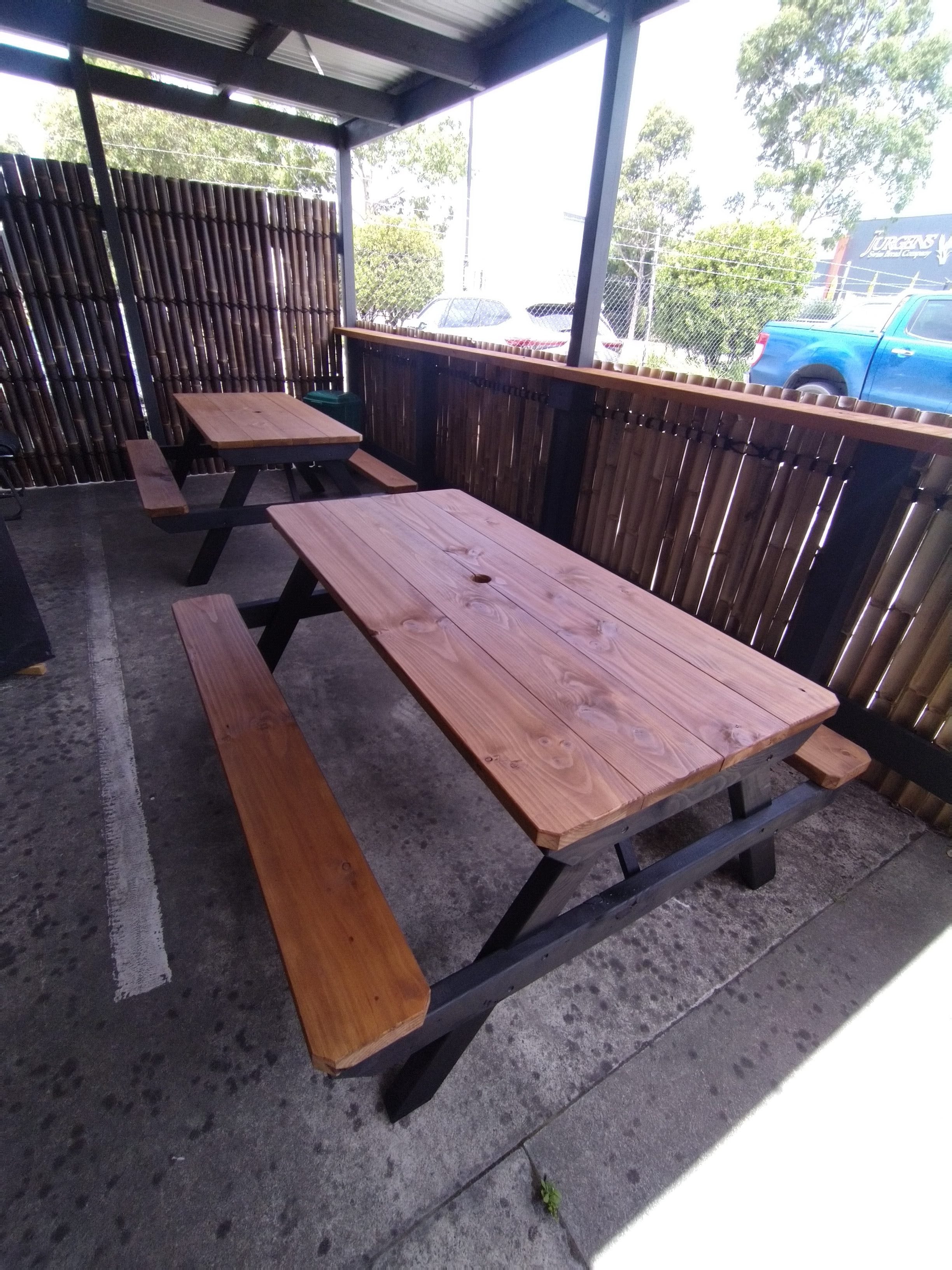 Iconic Outdoor Picnic Table | Alfresco