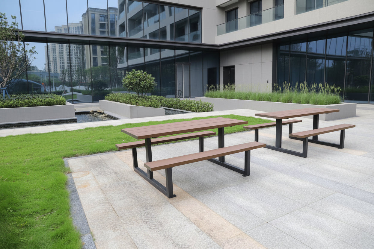 NEW! Frankie Outdoor Setting