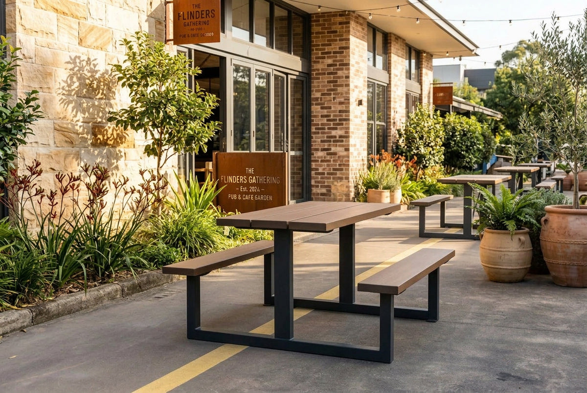 NEW! Frankie Outdoor Setting
