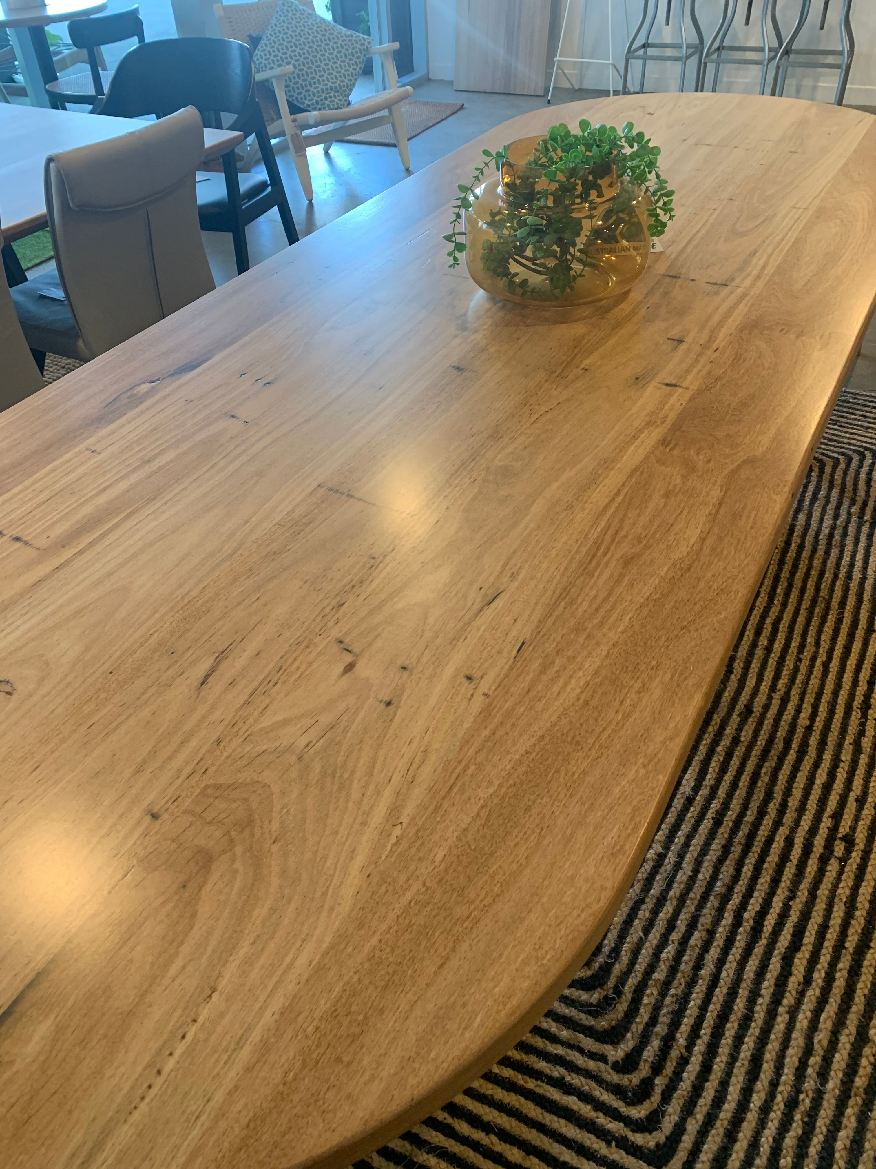 Our Windsor Dining Table 🏷️ SAVE $2000