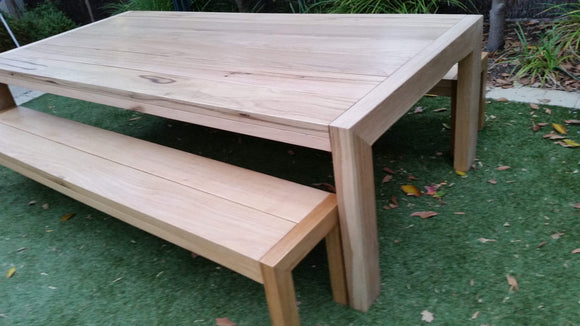 Hamptons Outdoor Dining Table